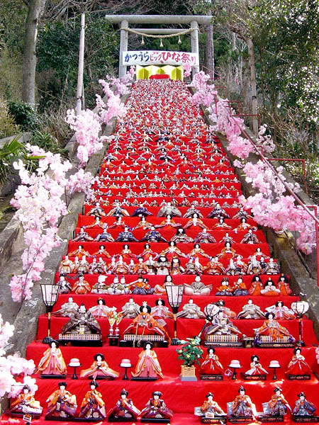 Праздник кукол в Японии.jpg